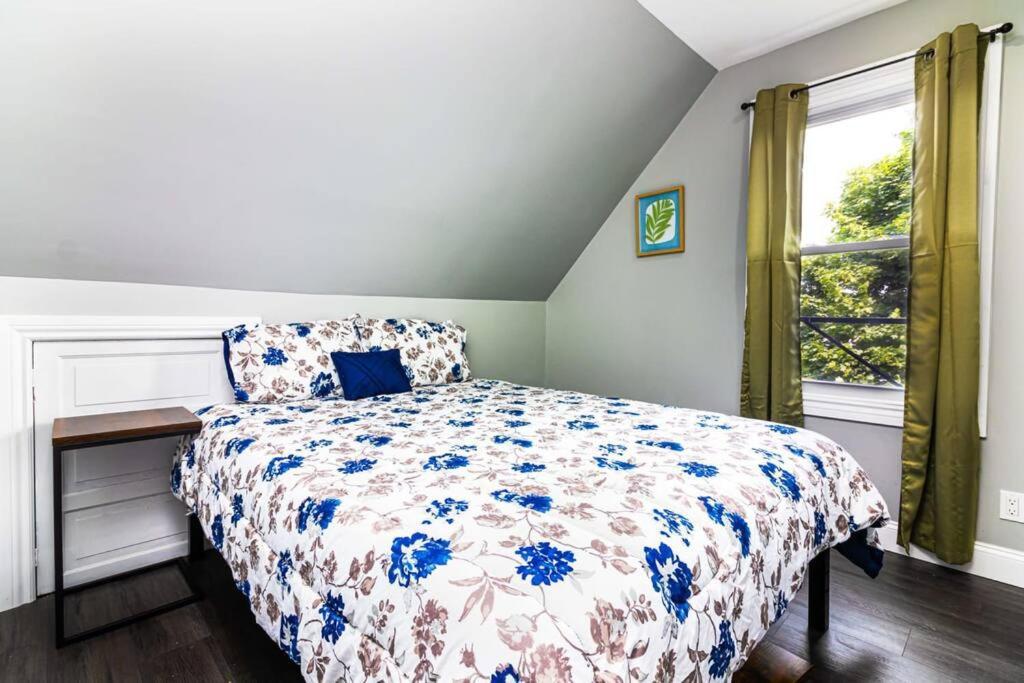 Cozy Micro Apartment, Minutes From Falls نياغارا فالس، نيويورك المظهر الخارجي الصورة