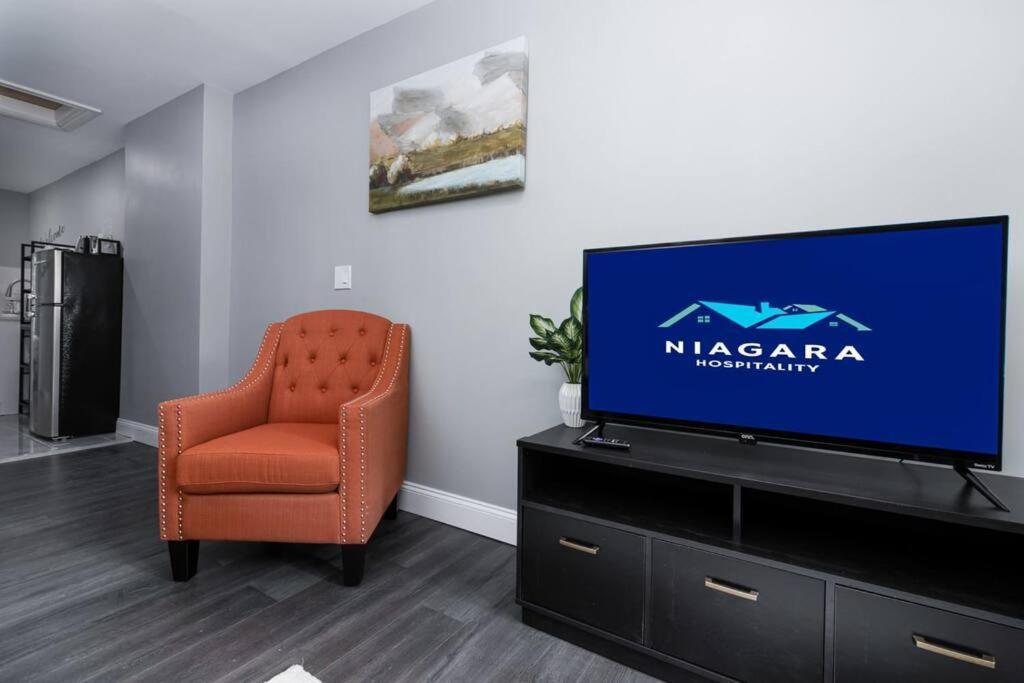 Cozy Micro Apartment, Minutes From Falls نياغارا فالس، نيويورك المظهر الخارجي الصورة
