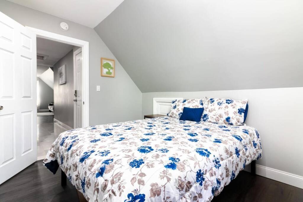 Cozy Micro Apartment, Minutes From Falls نياغارا فالس، نيويورك المظهر الخارجي الصورة